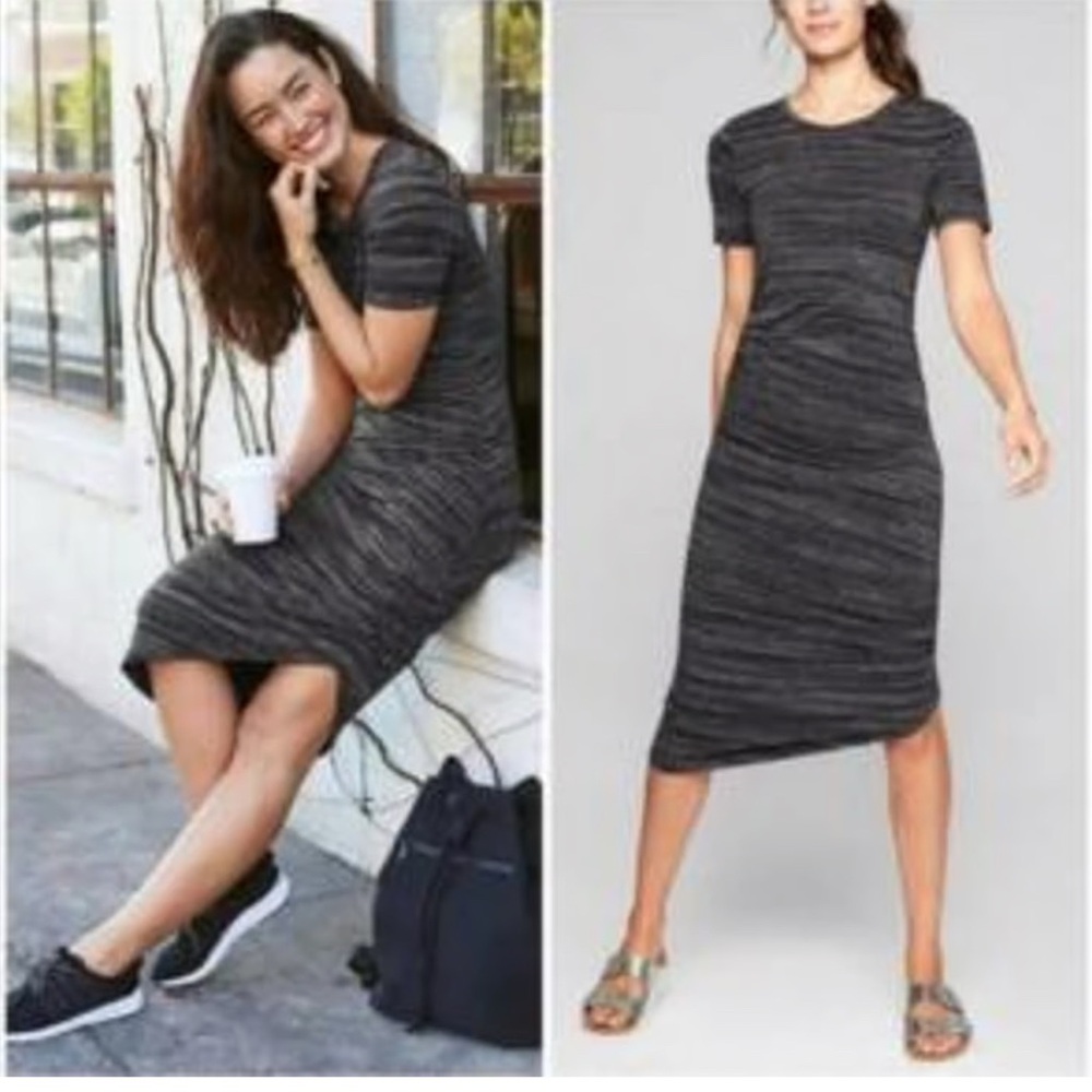 Athleta Gray & Black Downtown Ruched Dress in Women’s Size Small